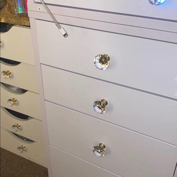 Cabinet knobs - Picture 9 of 10